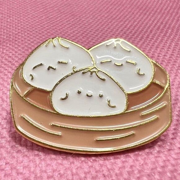Kawaii Smiley Face Soup Dumplings in Basket enamel pin - Picture 1 of 4